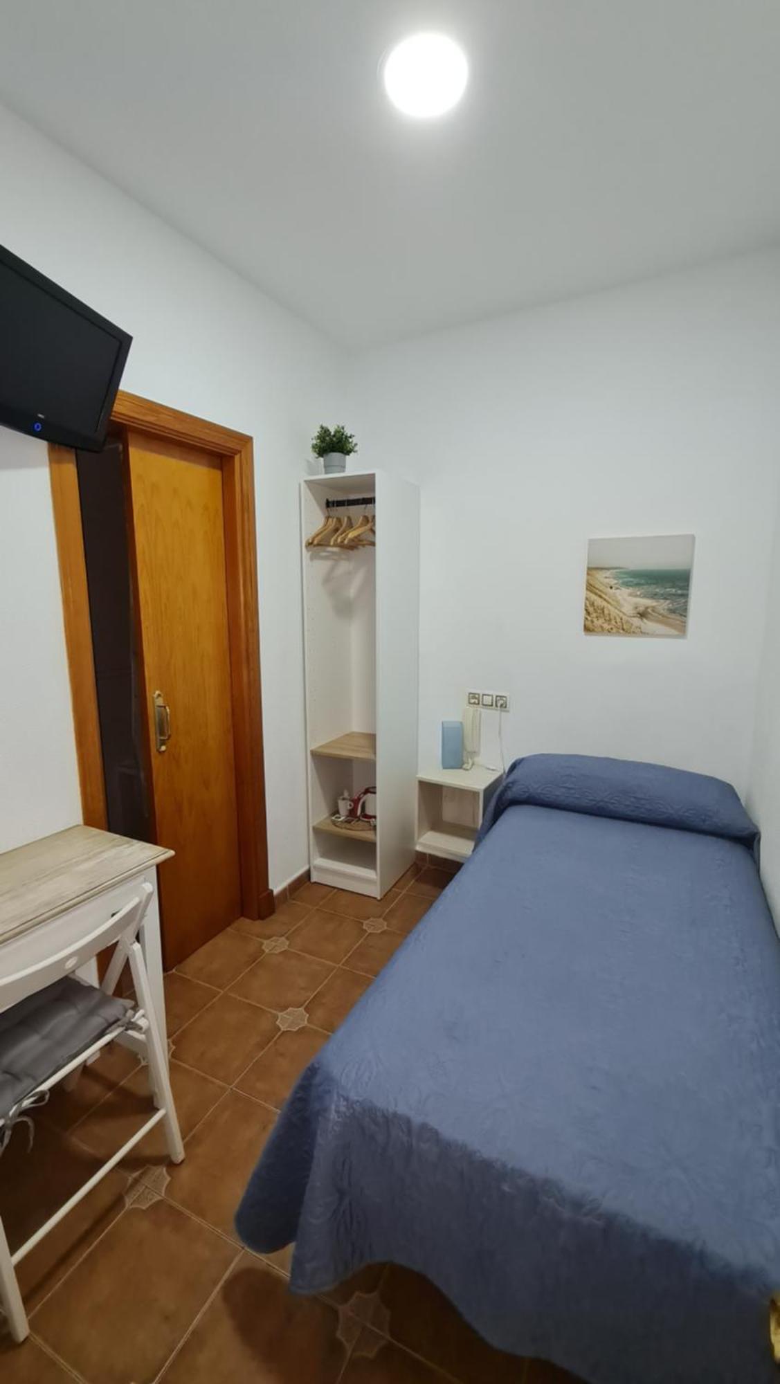 Hostal Canalejas Cadiz Exterior photo