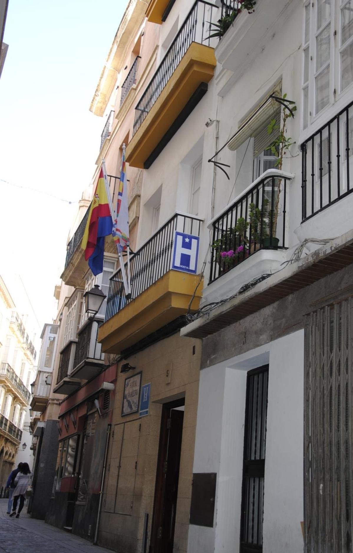 Hostal Canalejas Cadiz Exterior photo