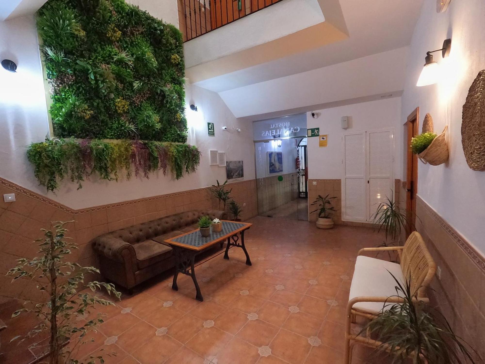 Hostal Canalejas Cadiz Exterior photo