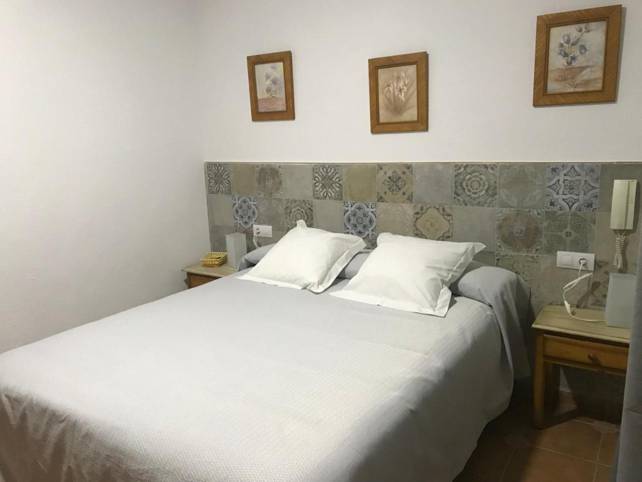 Hostal Canalejas Cadiz Exterior photo